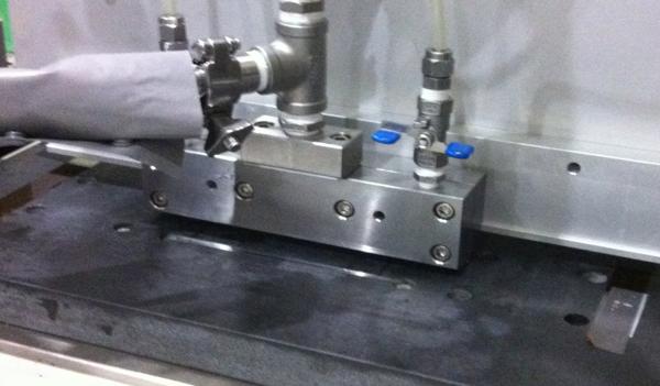 ����ʽͿ������Ӧ����խ�߿�����Ʒ�ļ������